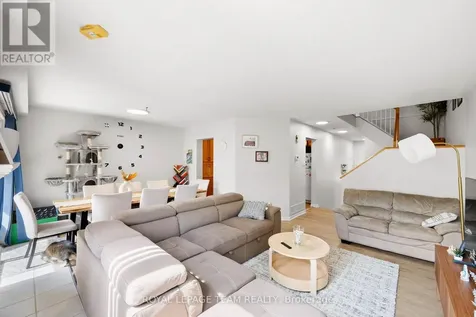 5953 Pineglade Crescent Ottawa ON K1W 1G9