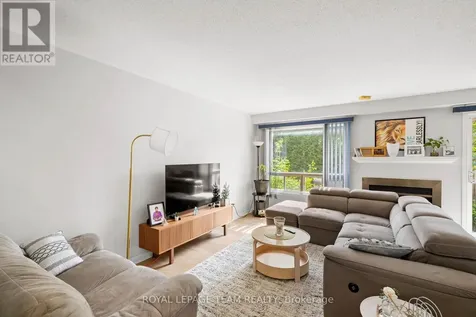 5953 Pineglade Crescent Ottawa ON K1W 1G9