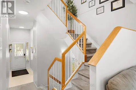 5953 Pineglade Crescent Ottawa ON K1W 1G9