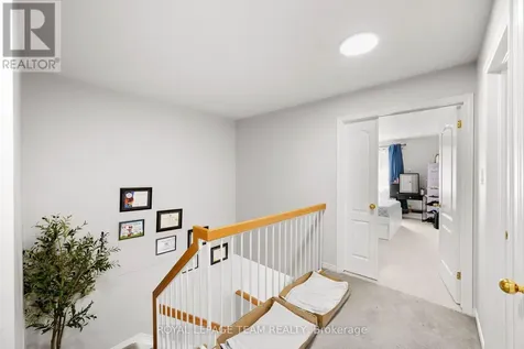 5953 Pineglade Crescent Ottawa ON K1W 1G9