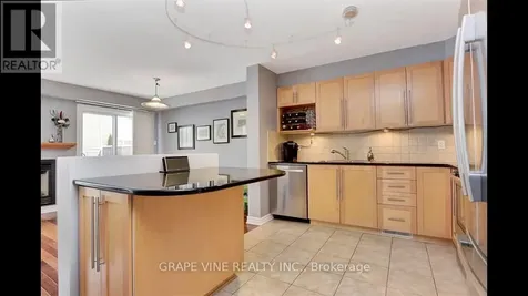 137 Marrissa Avenue Ottawa ON K1J 0A4