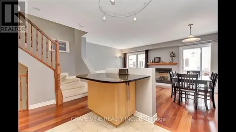 137 Marrissa Avenue Ottawa ON K1J 0A4