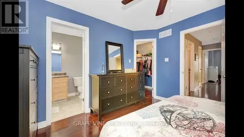 137 Marrissa Avenue Ottawa ON K1J 0A4