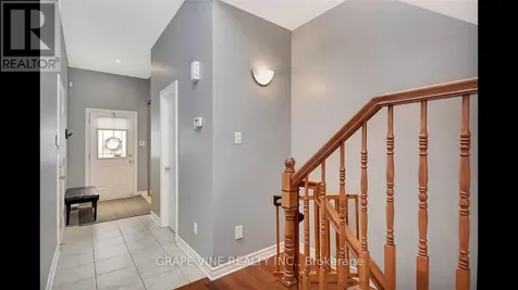 137 Marrissa Avenue Ottawa ON K1J 0A4