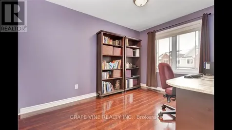 137 Marrissa Avenue Ottawa ON K1J 0A4