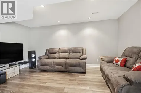 147 Thames Way Hamilton ON L0R 1W0