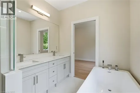 116 Forks Road East Welland ON L3B 5K5