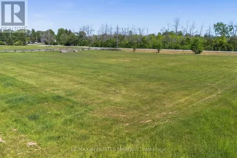 102 Bay Road Rideau Lakes ON K0G 1L0