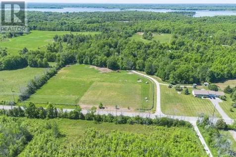 102 Bay Road Rideau Lakes ON K0G 1L0