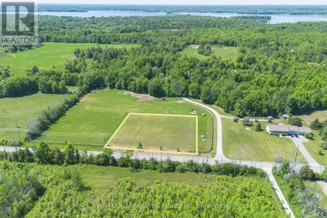102 Bay Road Rideau Lakes ON K0G 1L0