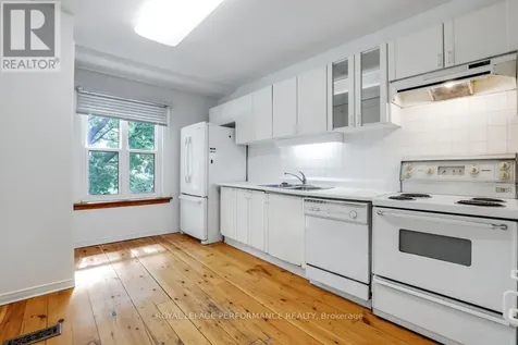 152 Ivy Crescent Ottawa ON K1M 1X6