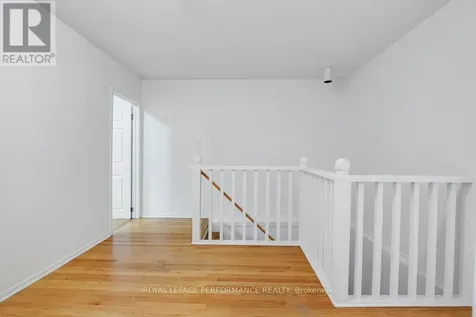 152 Ivy Crescent Ottawa ON K1M 1X6