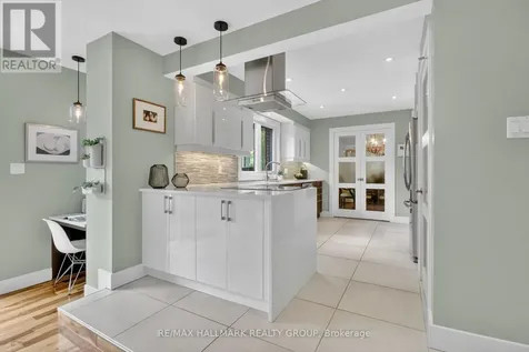 785 Dunloe Avenue Ottawa ON K1K 0K3