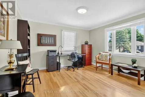 785 Dunloe Avenue Ottawa ON K1K 0K3