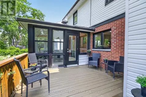 785 Dunloe Avenue Ottawa ON K1K 0K3