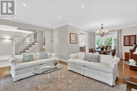 785 Dunloe Avenue Ottawa ON K1K 0K3
