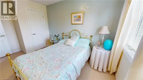 16 Ridgegate Crescent Georgetown ON L7G 0L1