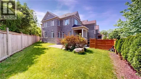 16 Ridgegate Crescent Georgetown ON L7G 0L1