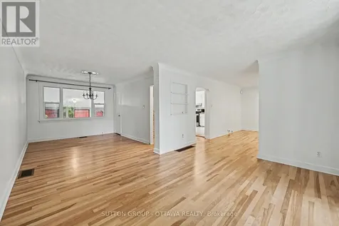 1156 Emperor Avenue West Ottawa ON K1Z 8C2
