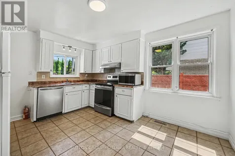 1156 Emperor Avenue West Ottawa ON K1Z 8C2