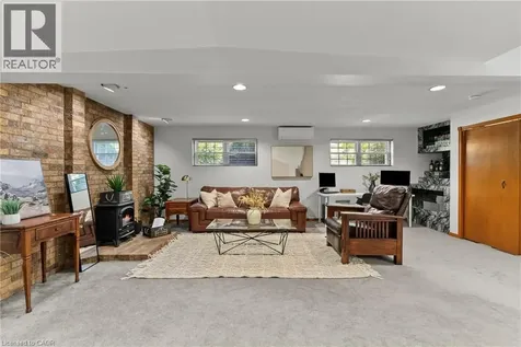 83 Amberwood Street Stoney Creek ON L8J 1Z8