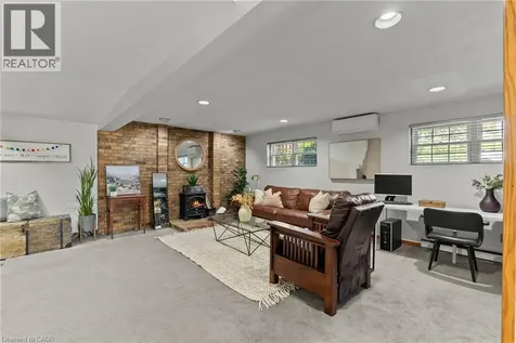 83 Amberwood Street Stoney Creek ON L8J 1Z8