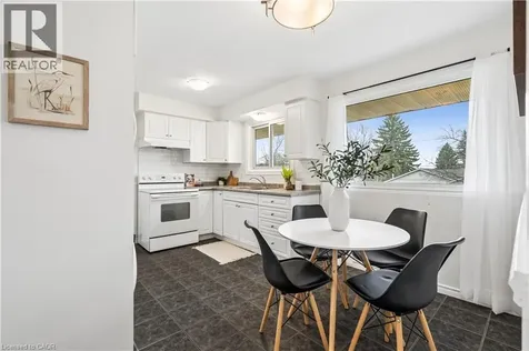 23 Knightswood Boulevard Guelph ON N1E 3W3