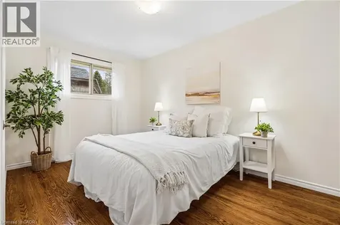 23 Knightswood Boulevard Guelph ON N1E 3W3