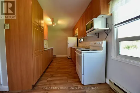 114 Lindsay Road 5 Northern Bruce Peninsula ON N0H 1W0