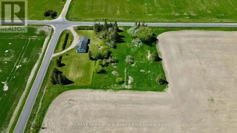 114 Lindsay Road 5 Northern Bruce Peninsula ON N0H 1W0