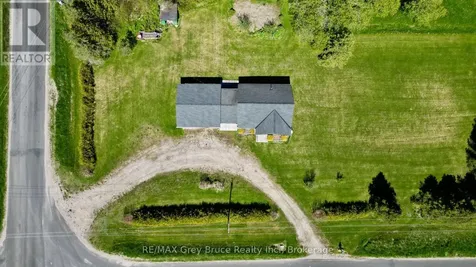 114 Lindsay Road 5 Northern Bruce Peninsula ON N0H 1W0