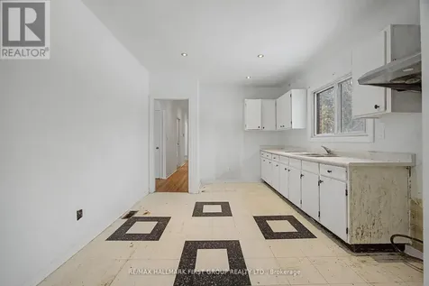 239 Davidson Street Pickering ON L1V 2P9