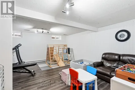 1633 Lafrance Drive Ottawa ON K1E 2L7