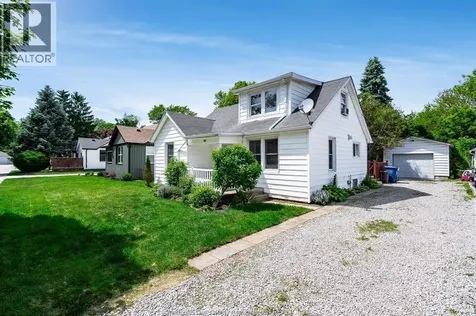44 Mclean Kingsville ON N8Y 1X8