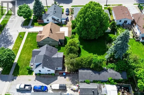 44 Mclean Kingsville ON N8Y 1X8