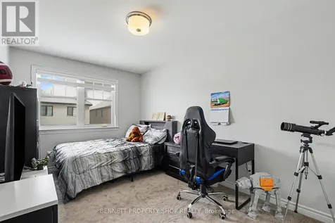 551 Cardamom Terrace Ottawa ON K2S 2X7
