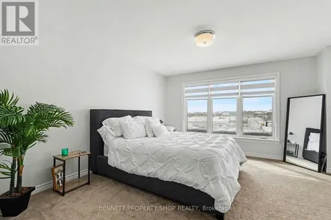 551 Cardamom Terrace Ottawa ON K2S 2X7