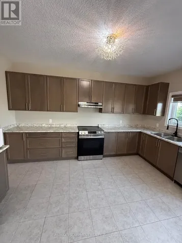 68 Dolomiti Court Hamilton ON L8J 3H5