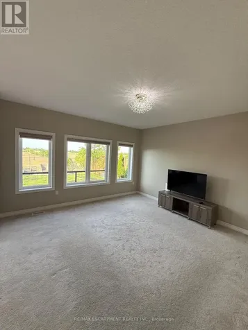 68 Dolomiti Court Hamilton ON L8J 3H5