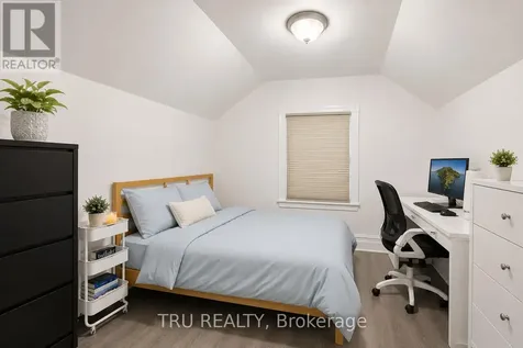 355 Cambridge Street North Ottawa ON K1R 7B3