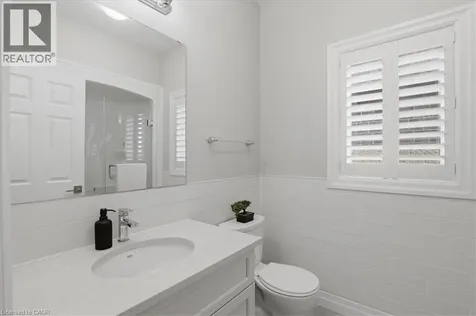 550 Brittania Crescent Kitchener ON N2R 0B1