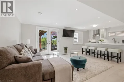 550 Brittania Crescent Kitchener ON N2R 0B1