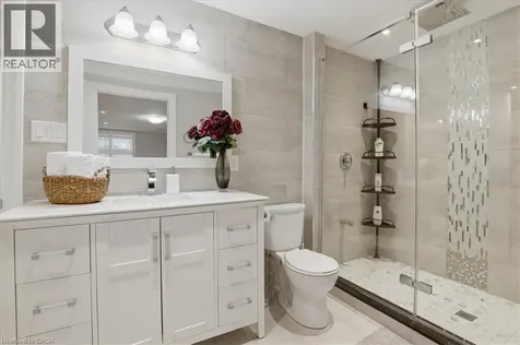 550 Brittania Crescent Kitchener ON N2R 0B1
