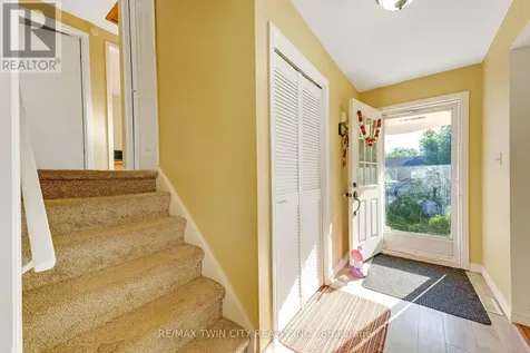 510 Edenbrook Place Waterloo ON N2L 4N5