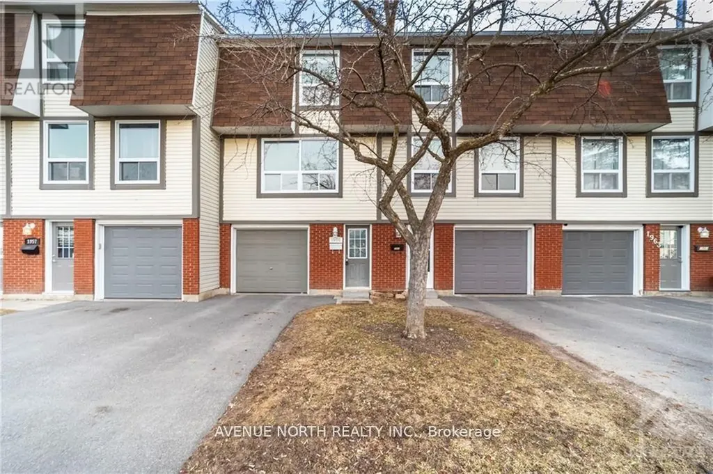 1959 Greenway Parkway Ottawa ON K1B 5A9