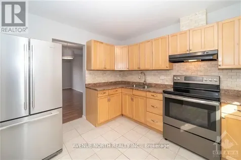 1959 Greenway Parkway Ottawa ON K1B 5A9