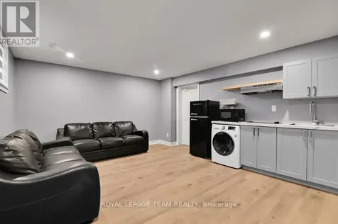912 Duxbury Lane Ottawa ON K4M 0M2
