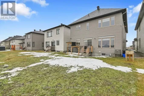 912 Duxbury Lane Ottawa ON K4M 0M2