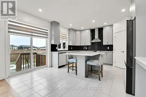 912 Duxbury Lane Ottawa ON K4M 0M2