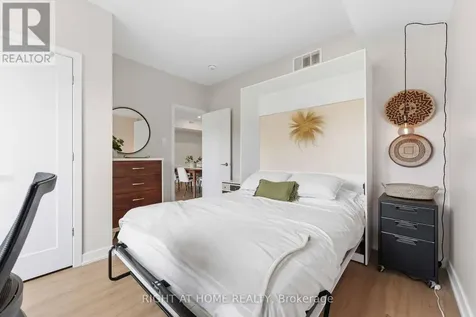 800 Roger Griffiths Avenue Ottawa ON K2S 3A9